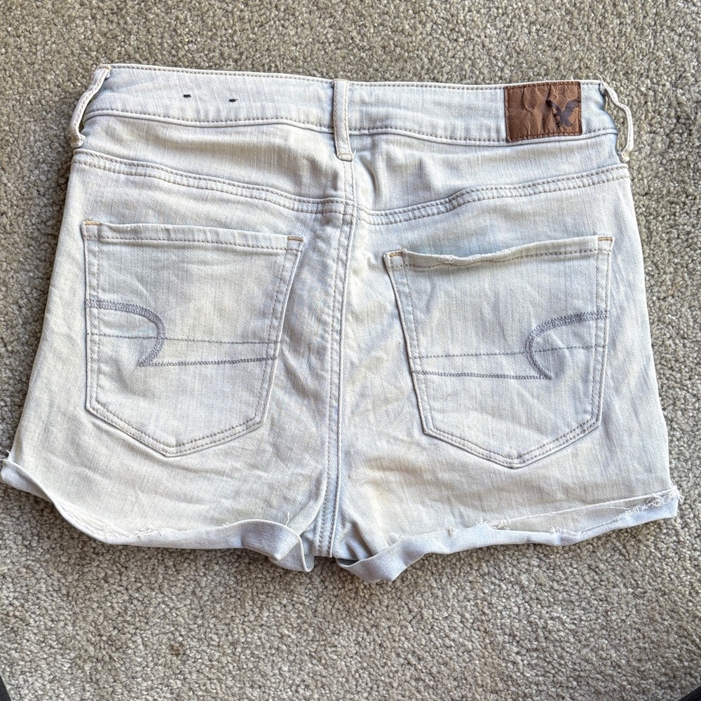 🪷American Eagle Outfitters Super Stretch Light Wash Blue Denim Shorts - Picture 2 of 9